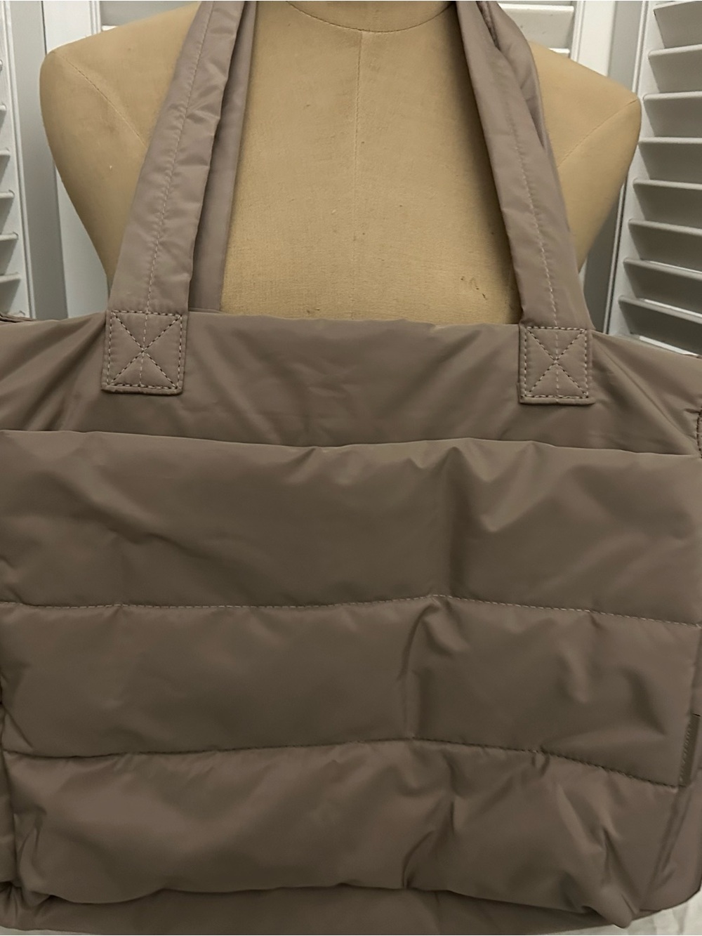 Quilted Puffer Tote Bag in Taupe